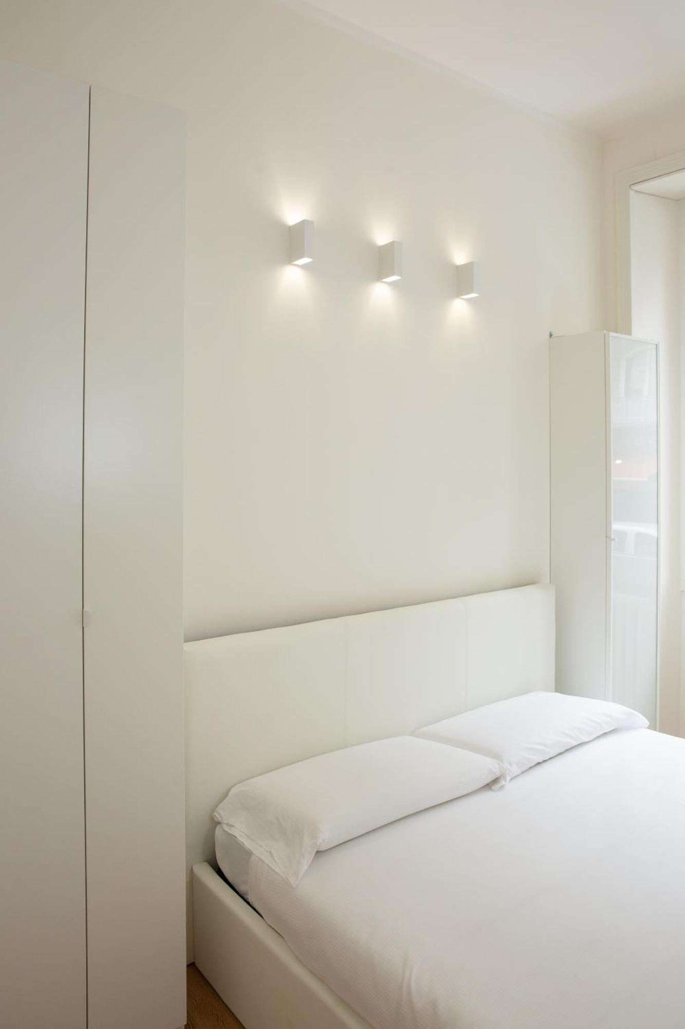 Klimt Central Station - Two Room Apartment Milánó Kültér fotó